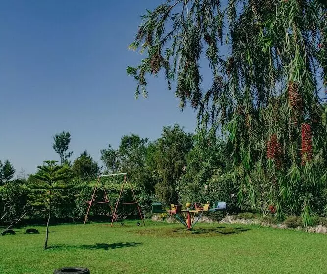 هتل Sahara Gardens Bomet