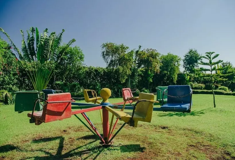 هتل Sahara Gardens Bomet