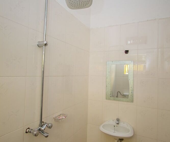 هتل Tropical Savannah Guesthouse