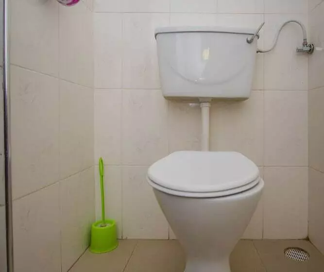 هتل Tropical Savannah Guesthouse