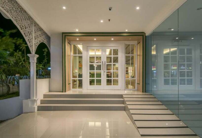 Отель Yans House