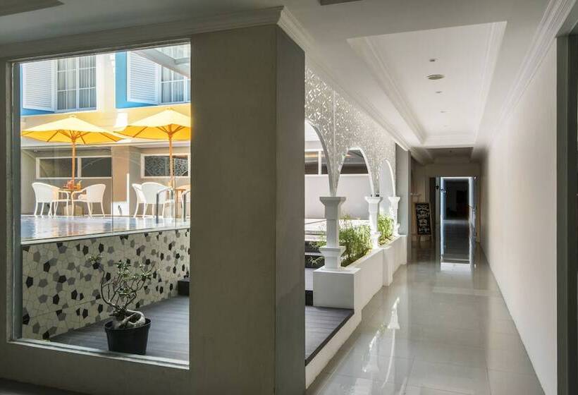 Отель Yans House