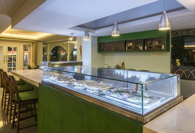 Отель Yans House