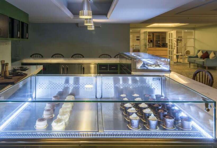 Отель Yans House