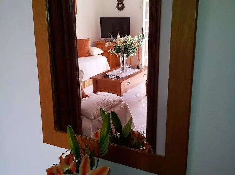 هتل Apartamentos Boutique Casa Beli