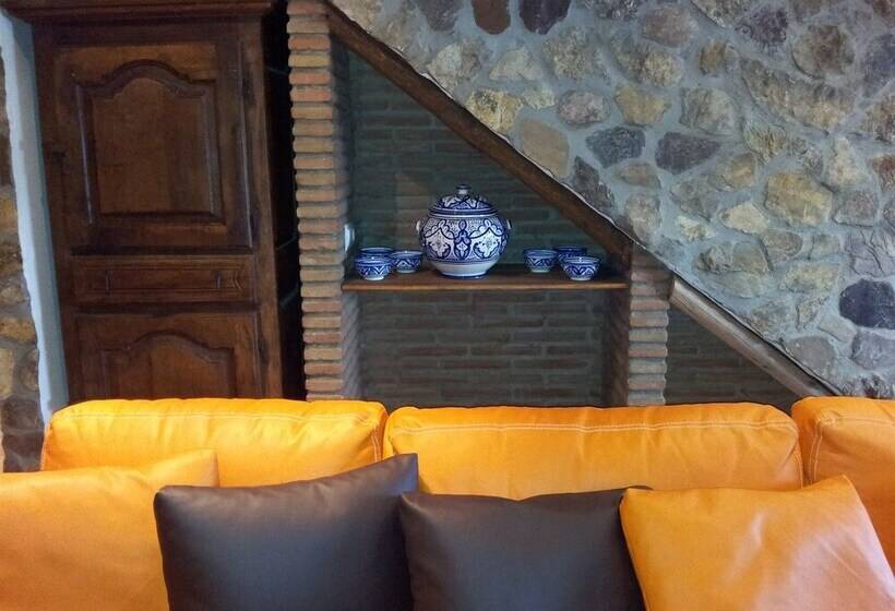 هتل Apartamentos Boutique Casa Beli