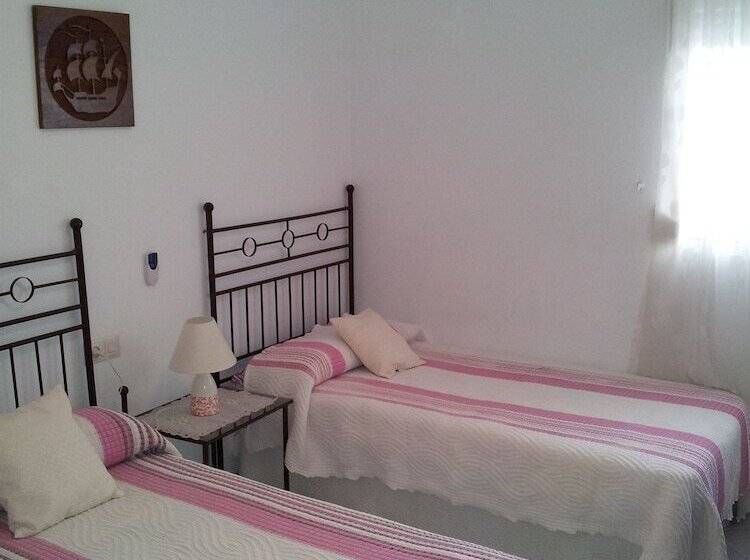 هتل Apartamentos Boutique Casa Beli