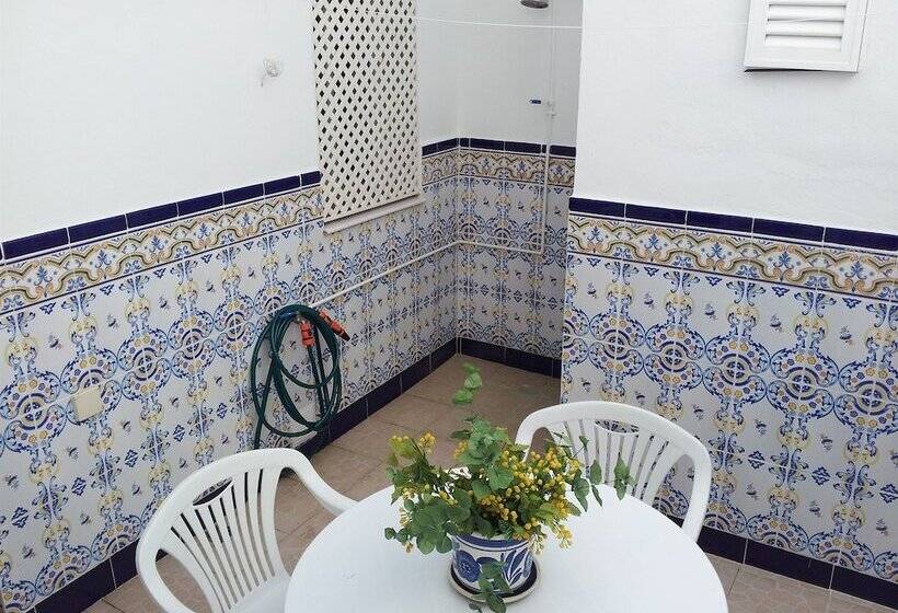 هتل Apartamentos Boutique Casa Beli