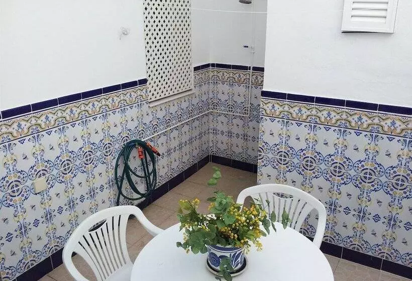 هتل Apartamentos Boutique Casa Beli