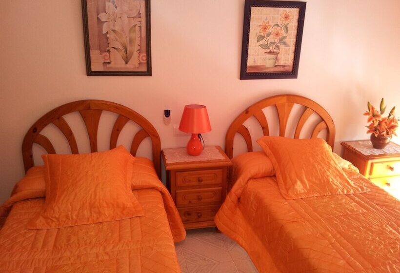 هتل Apartamentos Boutique Casa Beli