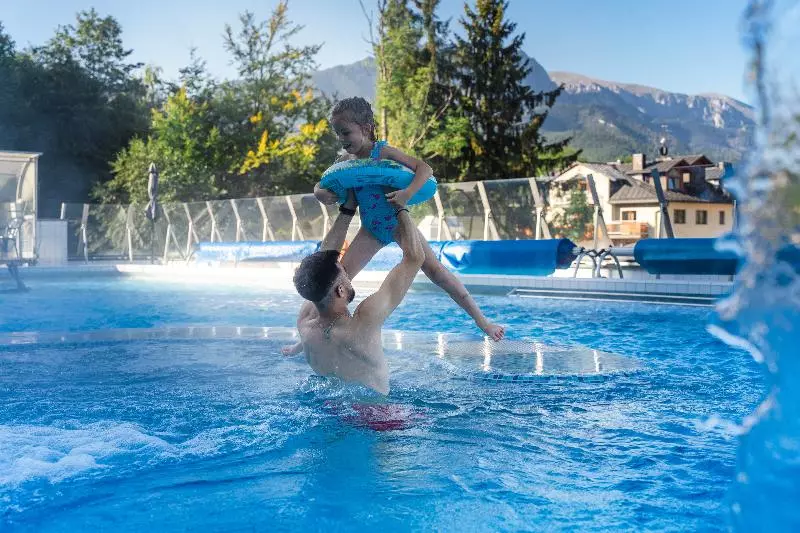 Aquarion Family & Friends   Destigo Hotels