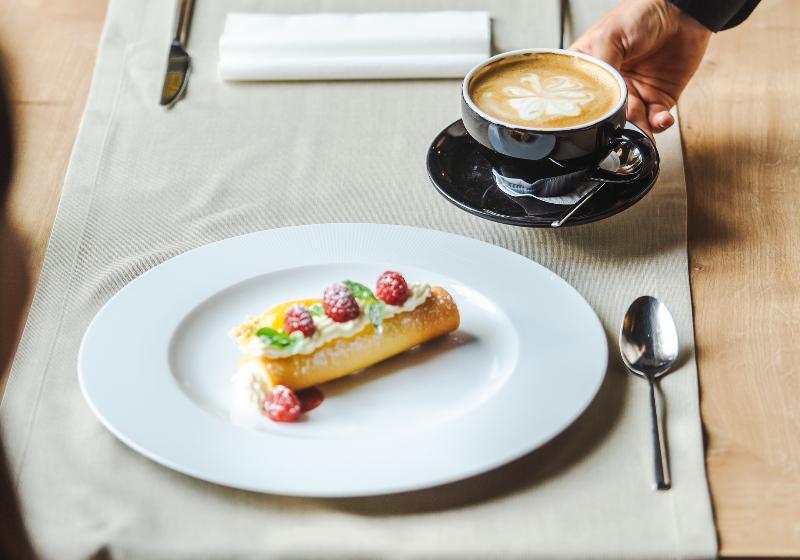 Aquarion Family & Friends   Destigo Hotels