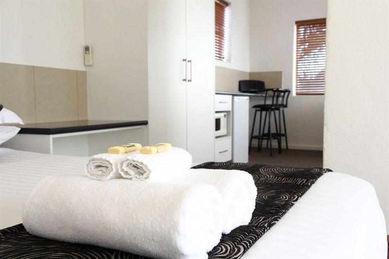 호텔 Bay 10   Suites And Apartments