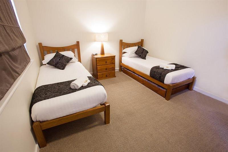 호텔 Bay 10   Suites And Apartments