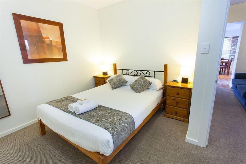 호텔 Bay 10   Suites And Apartments