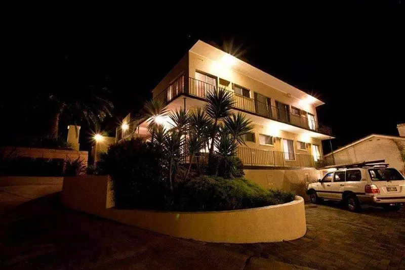 Hotelli Bay 10   Suites And Apartments