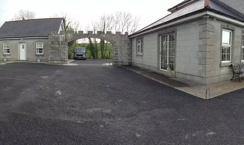 Hotelli Deerpark Manor Bed & Breakfast