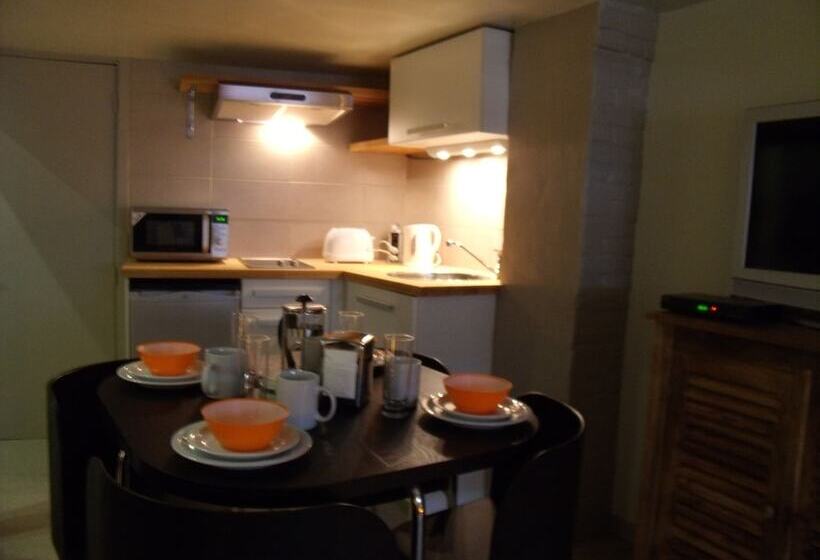 ホテル Garden In The City