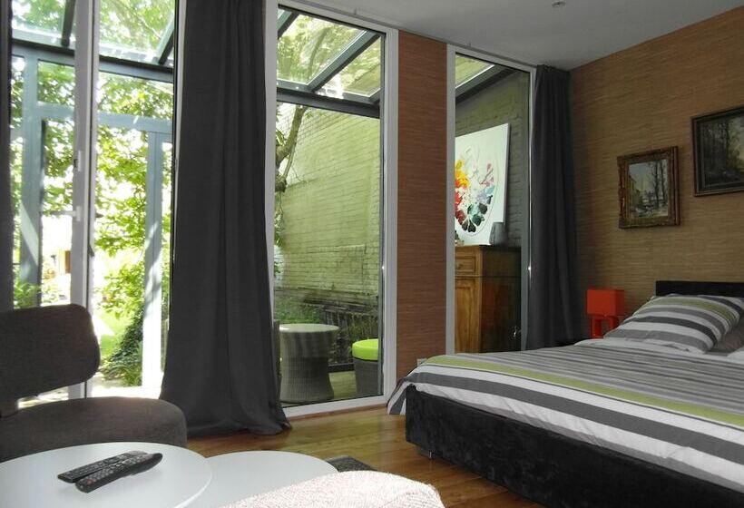 ホテル Garden In The City