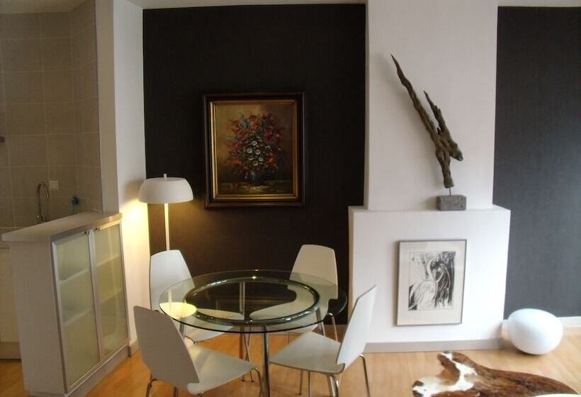 ホテル Garden In The City