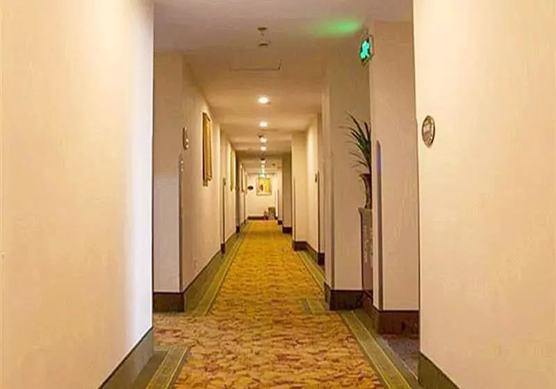 هتل Greentree Inn Shanghai Hongqiao Hub Convention Center Huaxiang Road Shell