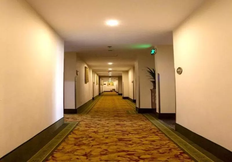 هتل Greentree Inn Shanghai Hongqiao Hub Convention Center Huaxiang Road Shell