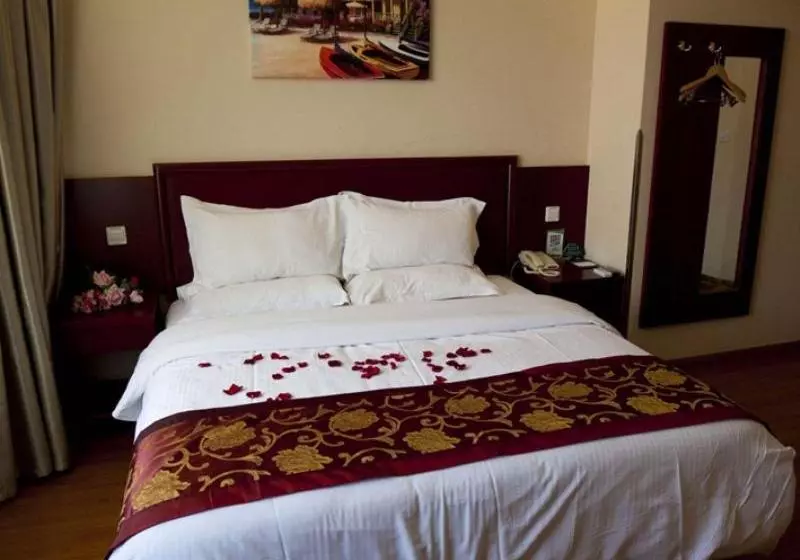 هتل Greentree Inn Shanghai Hongqiao Hub Convention Center Huaxiang Road Shell