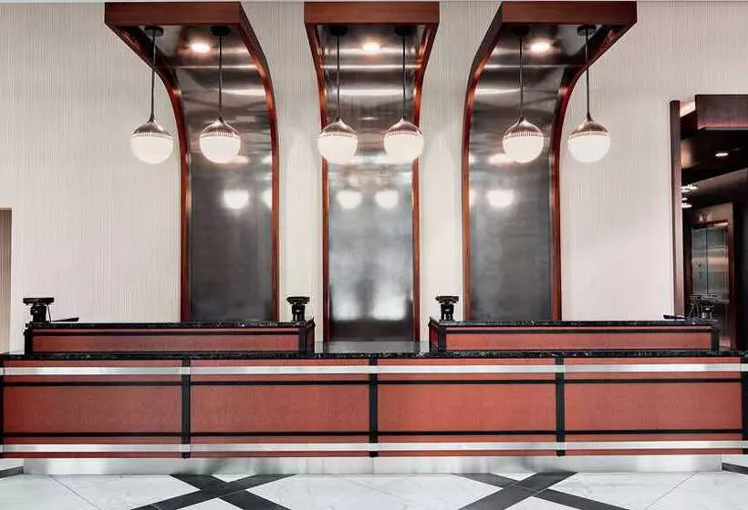 هتل Home2 Suites By Hilton Chicago Mccormick Place