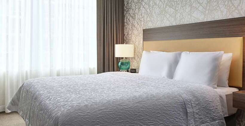 فندق Home2 Suites By Hilton Chicago Mccormick Place