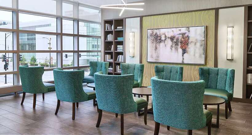 فندق Home2 Suites By Hilton Chicago Mccormick Place