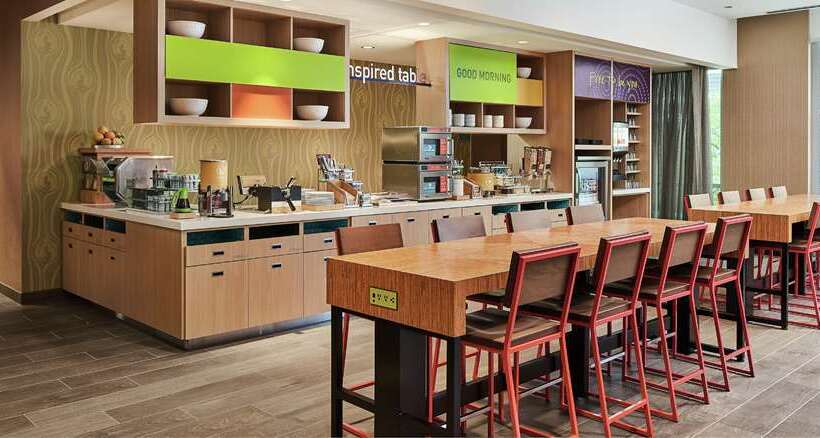 فندق Home2 Suites By Hilton Chicago Mccormick Place