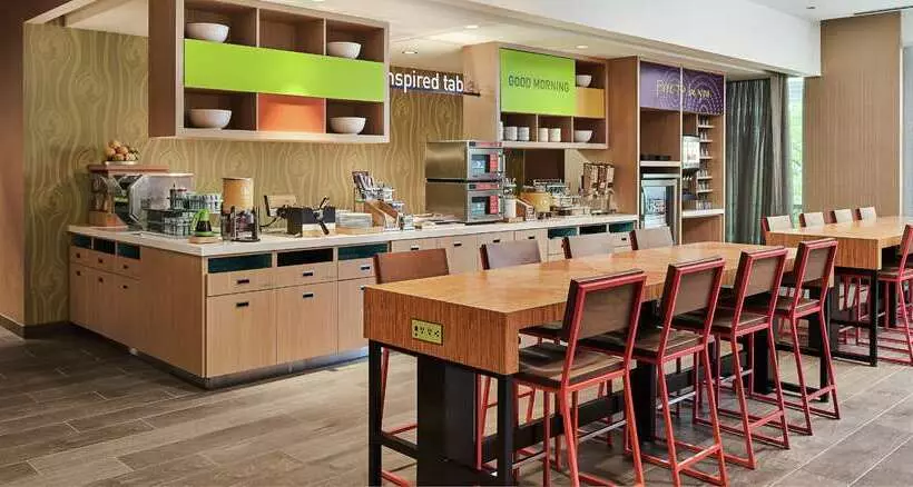 هتل Home2 Suites By Hilton Chicago Mccormick Place