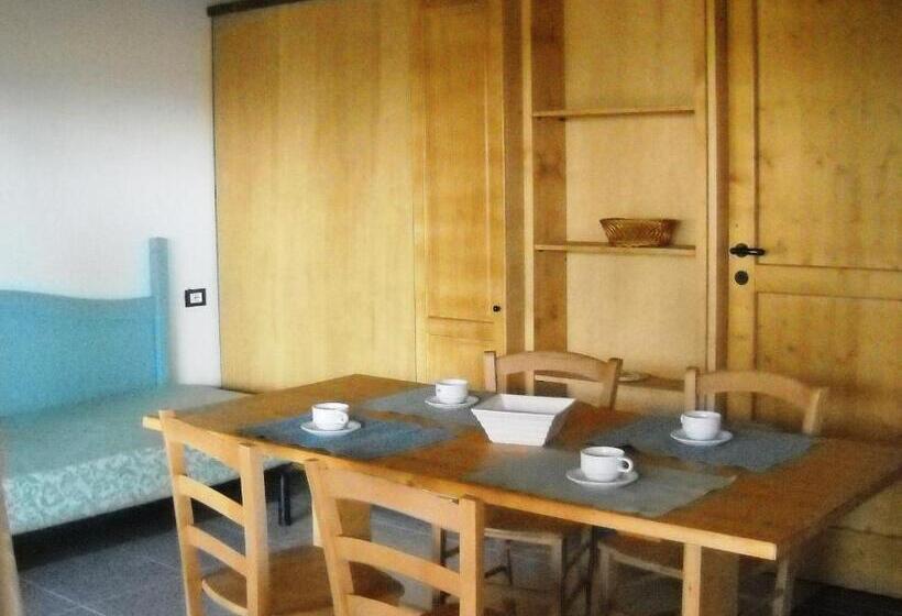 בית מלון כפרי Il Borgo Centro Vacanze