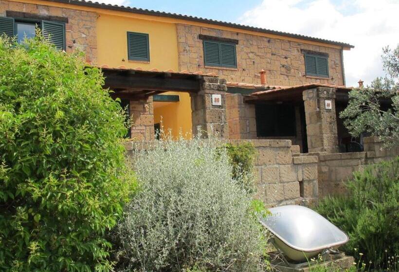 בית מלון כפרי Il Borgo Centro Vacanze