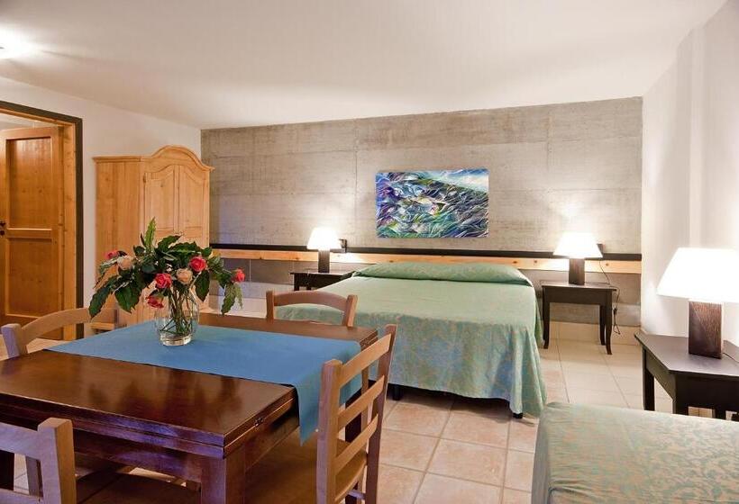 בית מלון כפרי Il Borgo Centro Vacanze