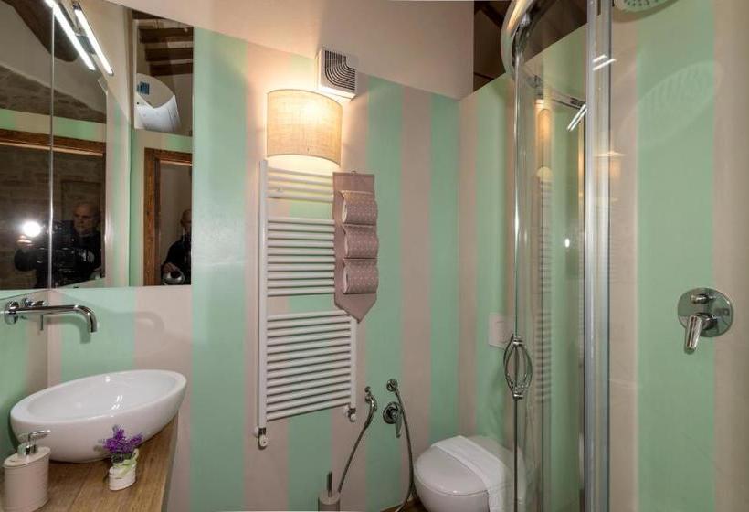 هتل La Casa Dei Cavalli