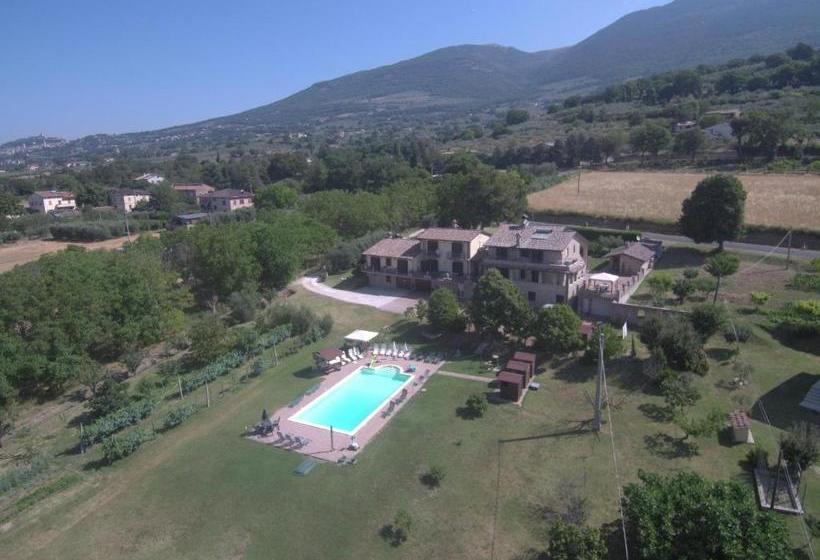 Hotel La Sorgente Del Subasio