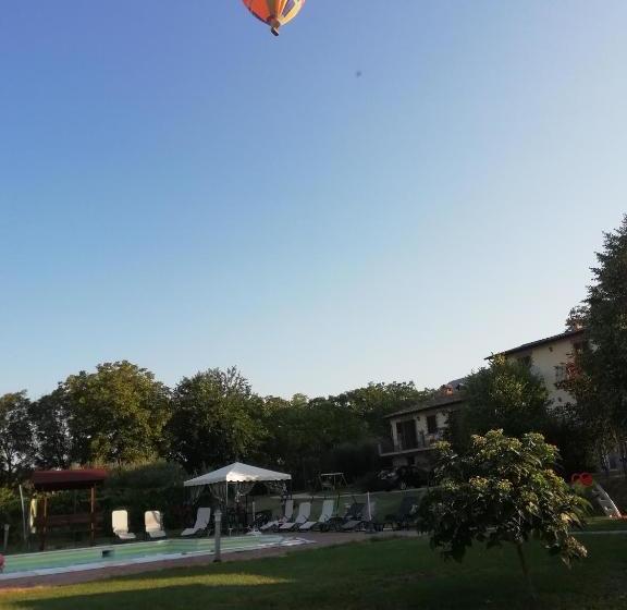 Hotel La Sorgente Del Subasio