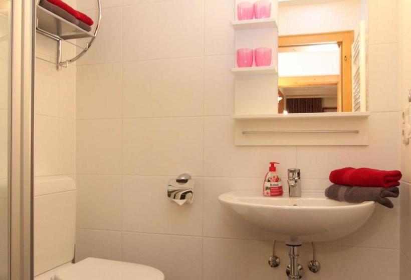 호텔 Lärchenwald Appartements