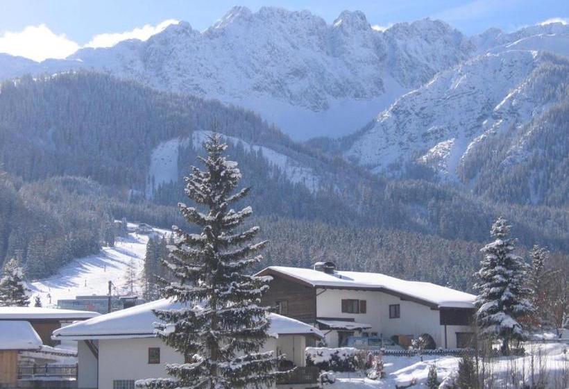 호텔 Lärchenwald Appartements