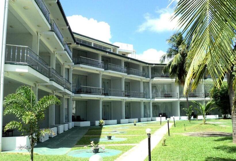 בית מלון כפרי Sea Lotus Park