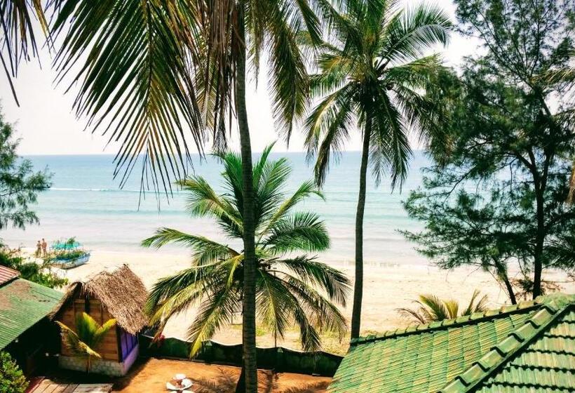 בית מלון כפרי Sea Lotus Park