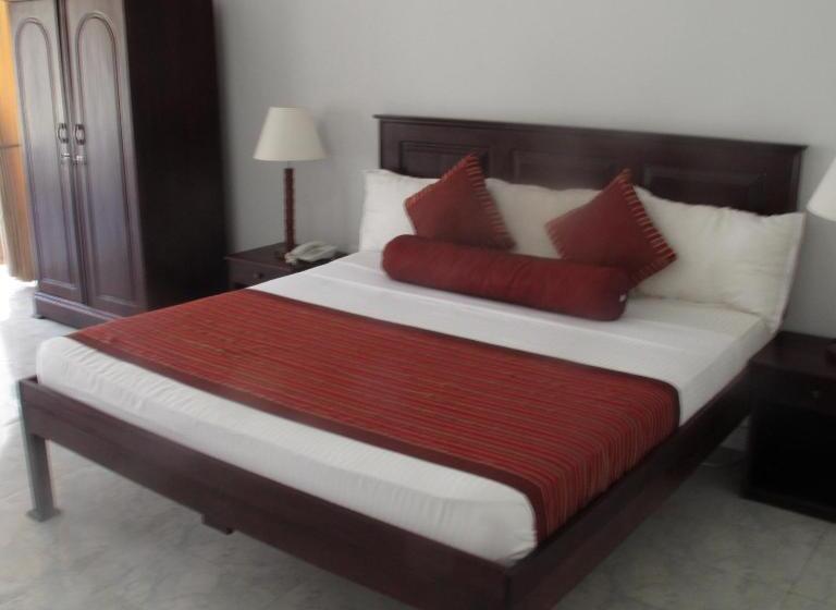 בית מלון כפרי Sea Lotus Park