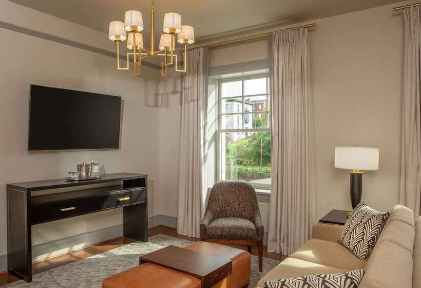 酒店 The Virginian Lynchburg Curio Collection