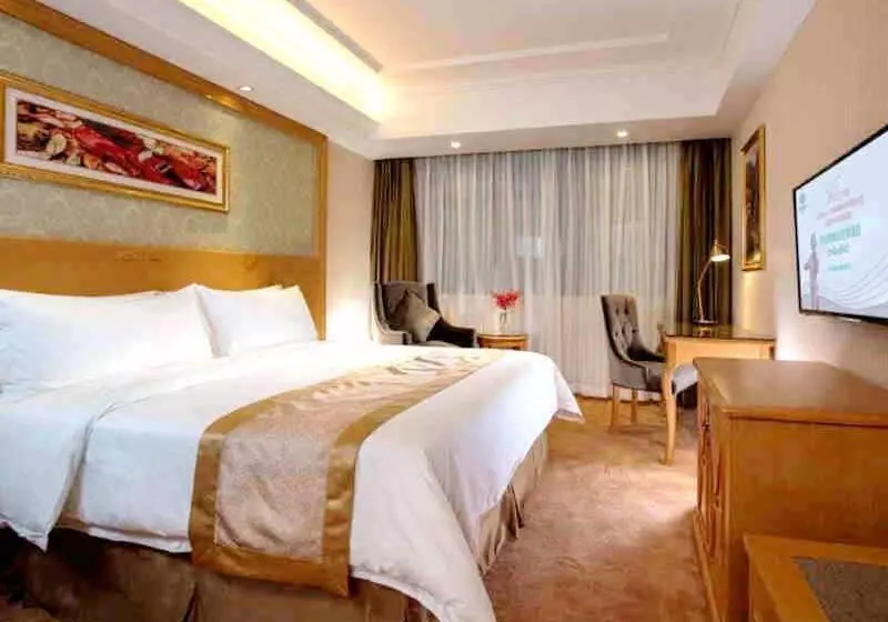 Vienna Hotel Guangzhou Panyu Dashi Qiao