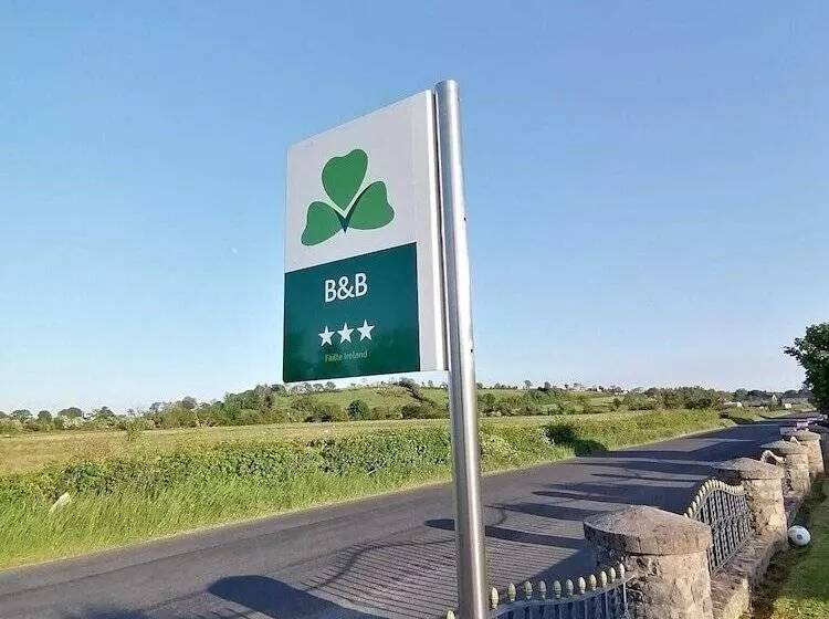 Aamiaismajoitus (B&B) Avondale Farmhouse