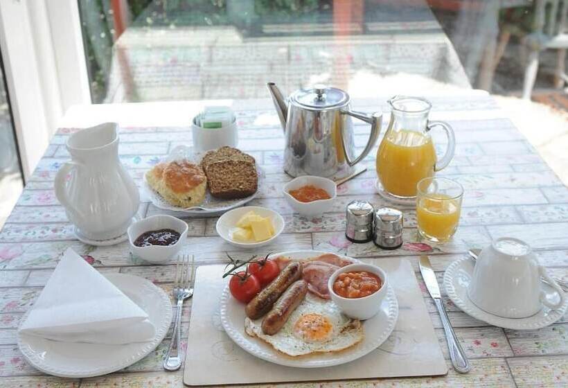 민박 Avondale Farmhouse