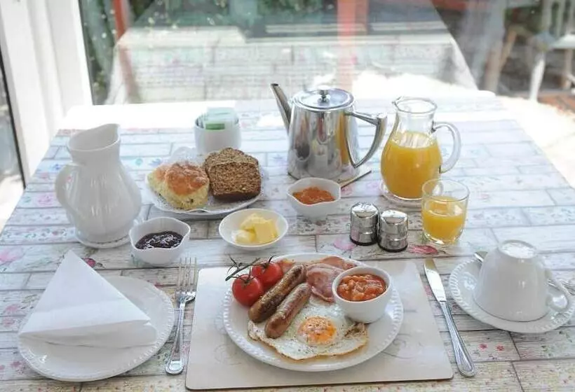 Aamiaismajoitus (B&B) Avondale Farmhouse