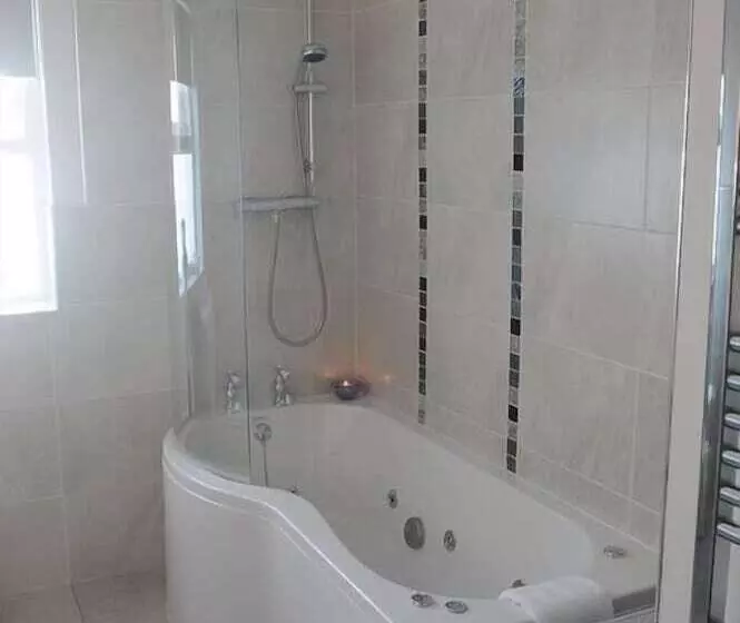 Aamiaismajoitus (B&B) Avondale Farmhouse