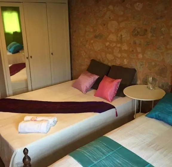 Hotelli Ca Na Francina